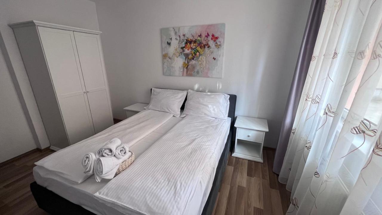 Helix Apartaments Sibiu Esterno foto