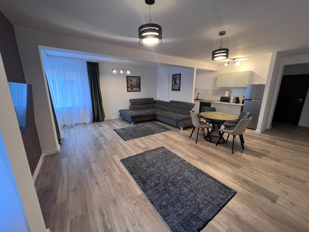 Helix Apartaments Sibiu Esterno foto