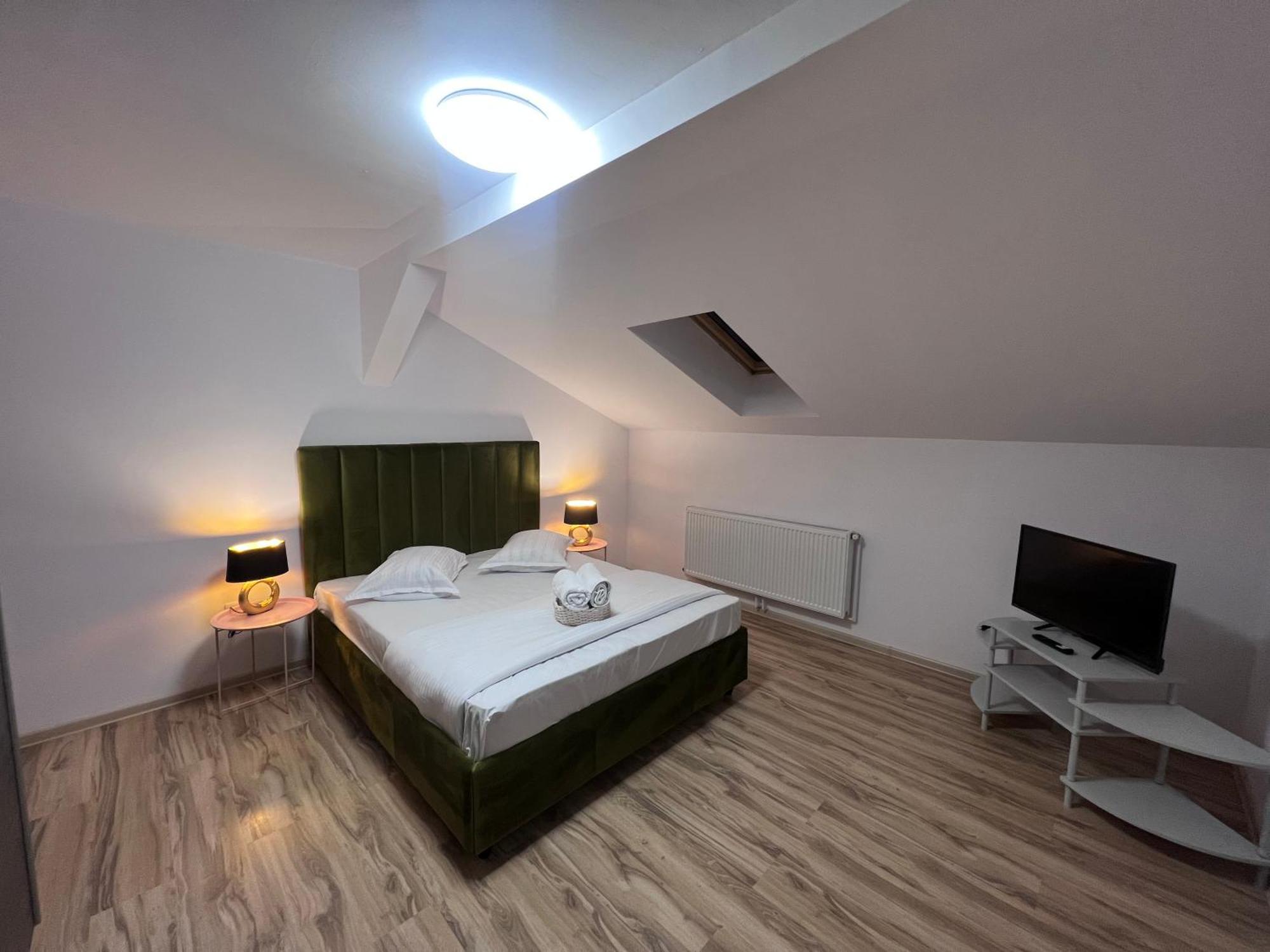 Helix Apartaments Sibiu Esterno foto