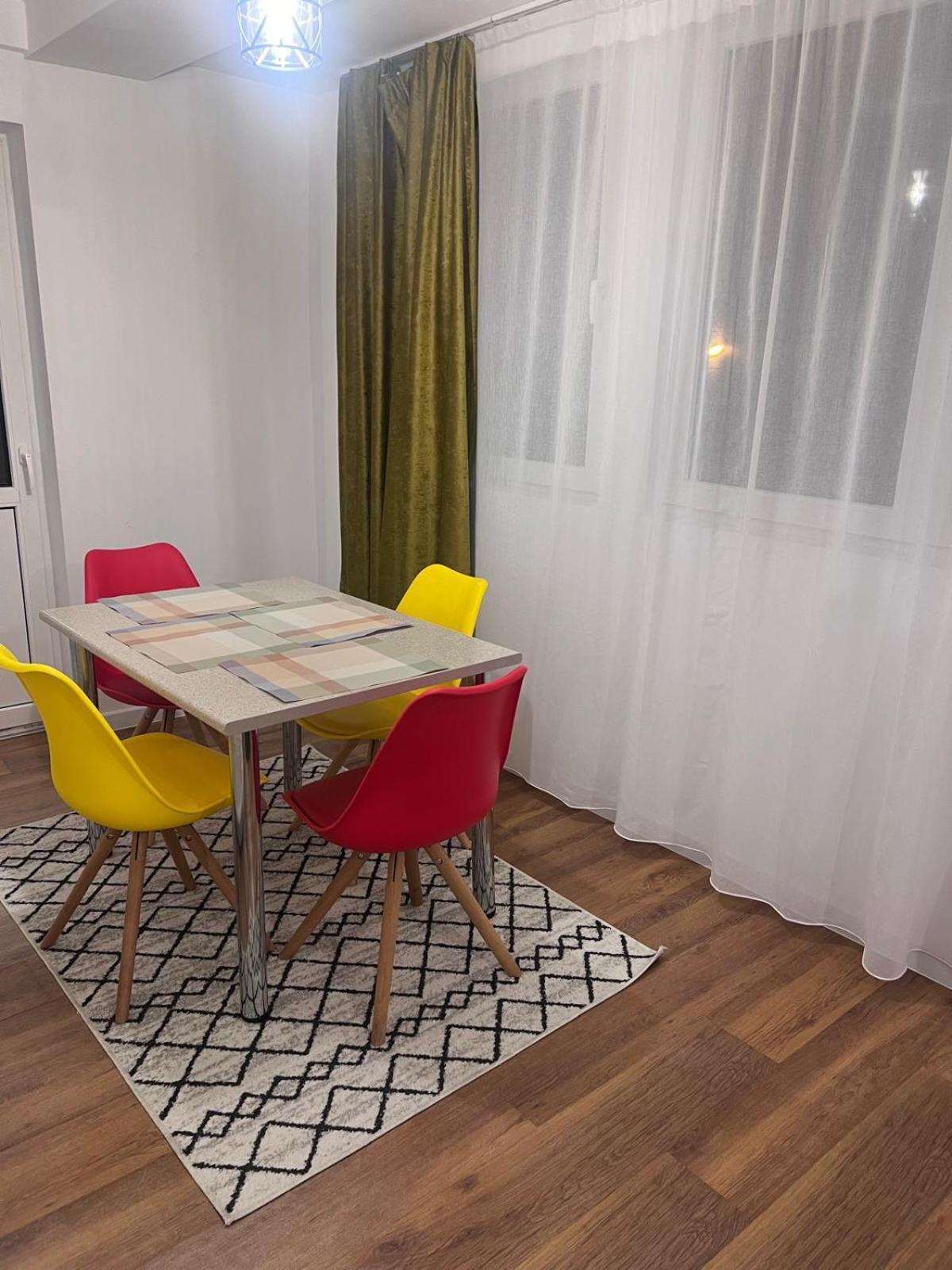 Helix Apartaments Sibiu Esterno foto