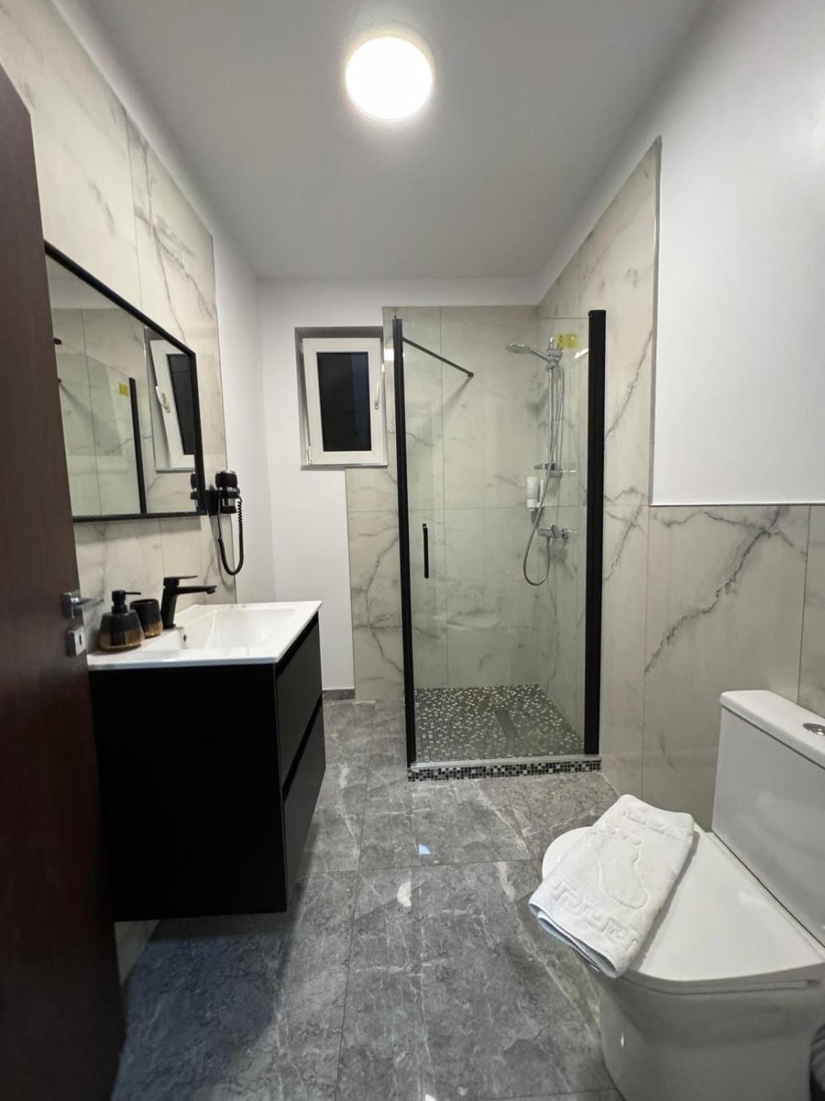 Helix Apartaments Sibiu Esterno foto